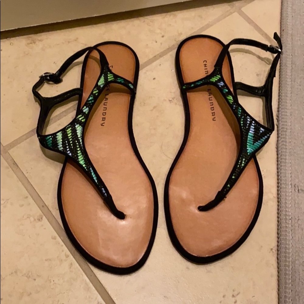 Chinese Laundry Thong Sandals